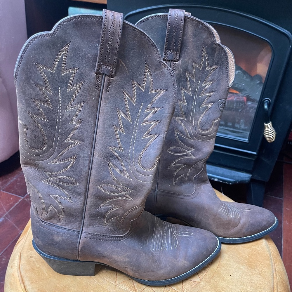 Leather Ariat Cowboy Boots